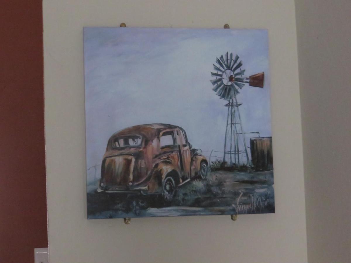 Die Windpomp Gastehuis Beaufort West Bagian luar foto